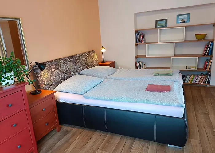 Za Lesem Červený Kostelec